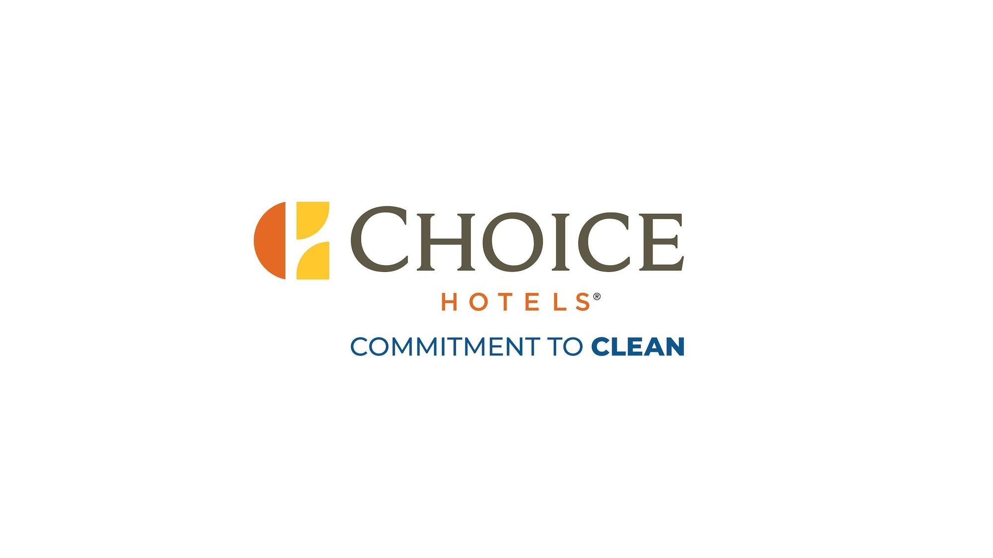Comfort Inn & Suites Уест Де Мойн Екстериор снимка