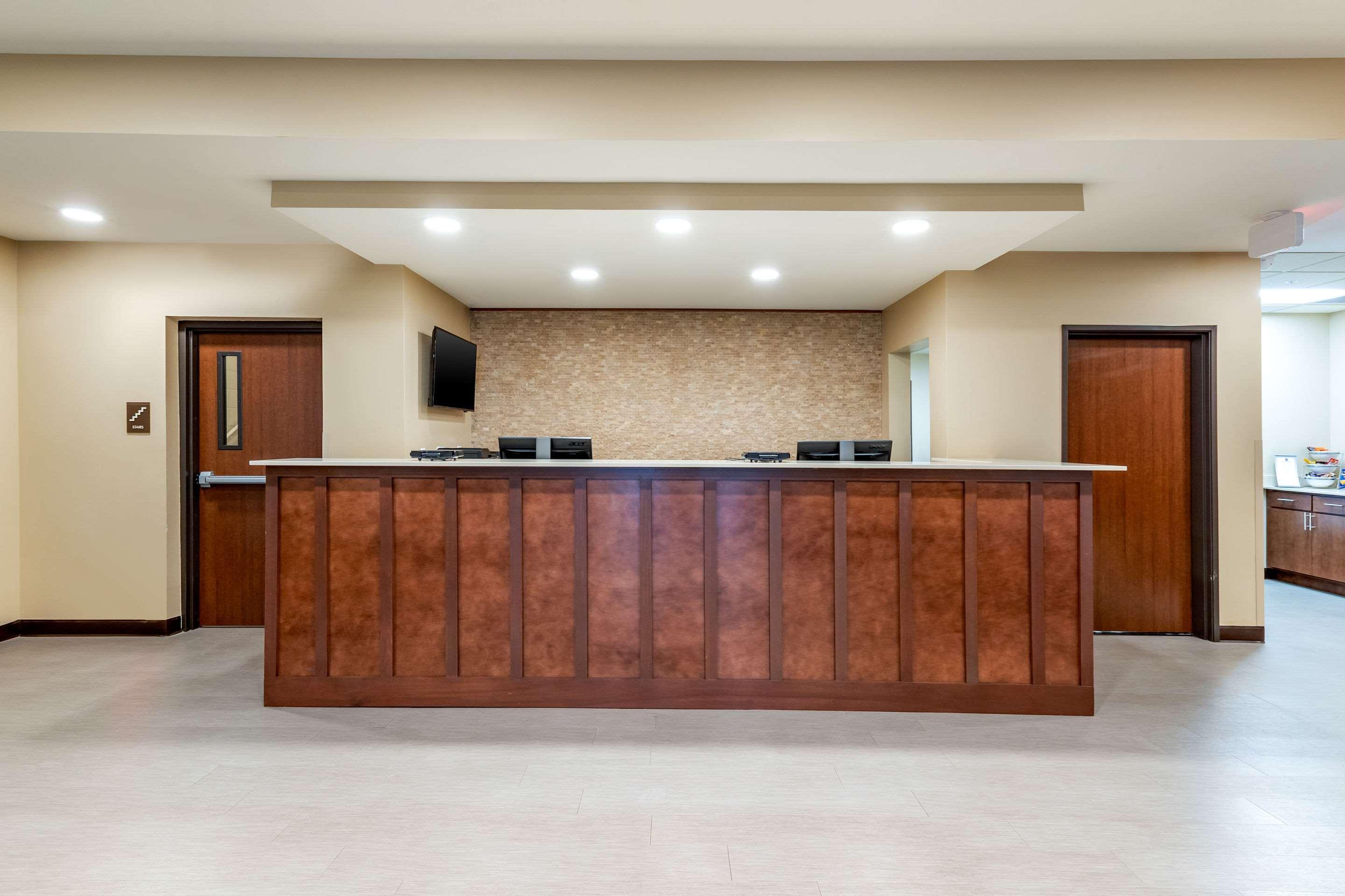 Comfort Inn & Suites Уест Де Мойн Екстериор снимка