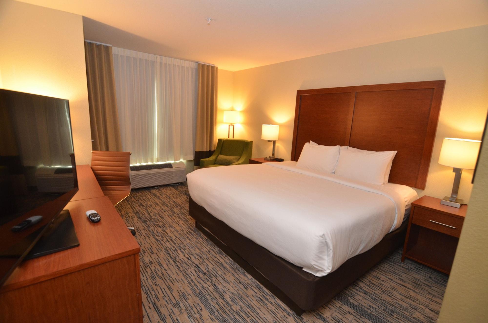 Comfort Inn & Suites Уест Де Мойн Екстериор снимка
